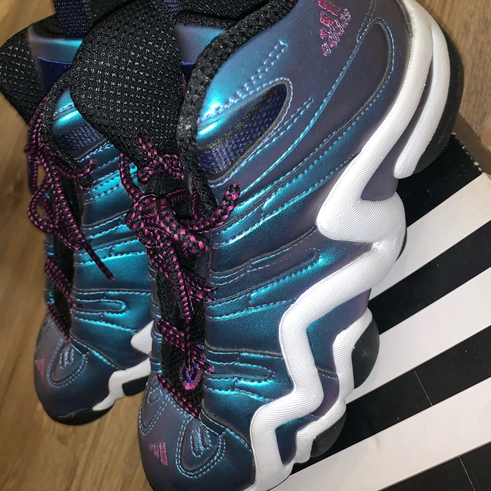 Adidas Crazy 8 “Oil Spill” - Picture 2 of 3